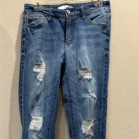 KanCan distressed high rise skinny jeans size 9/28 super cute 
T3 - Picture 1 of 16